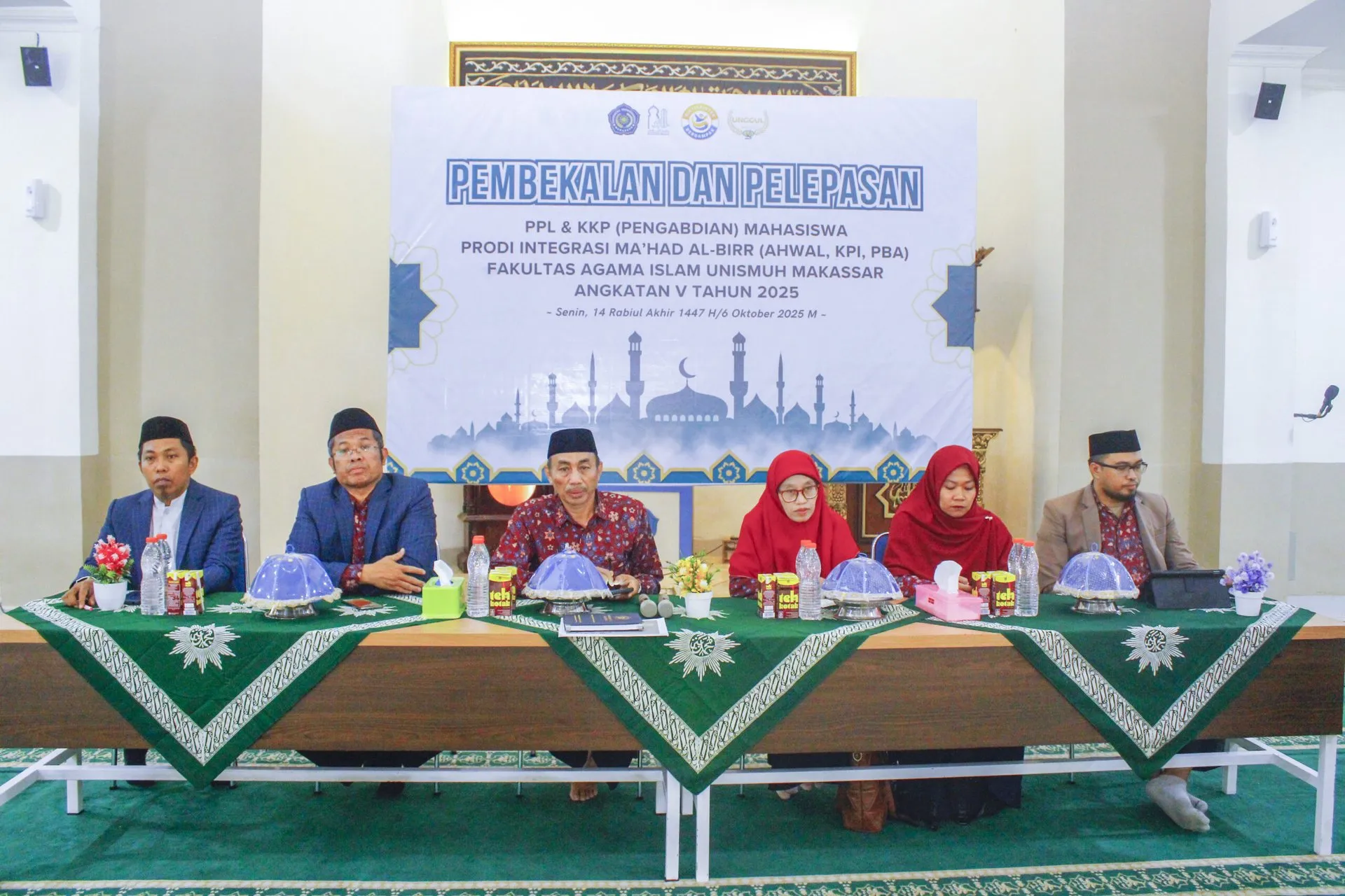 FAI Unismuh Makassar Lepas 320 Mahasiswa PPL &amp; KKP Angkatan V Tahun 2025